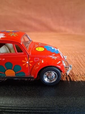 New 5" Kinsmart 1967 Volkswagen Beetle w/ Flowers Decals Diecast Model 1:32 Red - Thumbnail 7