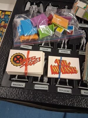 X-Men Under Siege Abridged Edition Board Game 1998 Pressman 18 Figures Complete - Thumbnail 13