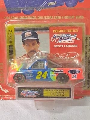Racing Champions 1:64 Scott Lagasse #24 DuPont SuperTruck Matched SN w/ Stand - Thumbnail 2