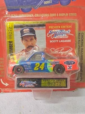 Racing Champions 1:64 Scott Lagasse #24 DuPont SuperTruck Matched SN w/ Stand - Thumbnail 3
