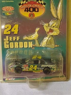2001 Action Jeff Gordon #24 DuPont/Looney Tunes Bugs Bunny Monte Carlo 400 - Thumbnail 2