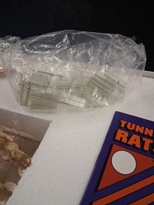TUNNEL RATS ESCAPE FROM TERROR CAVE ELECTRONIC ACTION BOARD GAME CADACO 1990 - Thumbnail 10