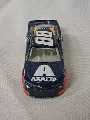 Lionel NASCAR 1/64 diecast #88 Axalta Nationwide Alex Bowman 2020 Chevy loose - Thumbnail 3