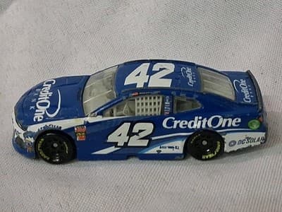 Kyle Larson CrditOne Chevrolet 2018 NASCAR Authentics Wave 6 Diecast LOOSE - Thumbnail 2