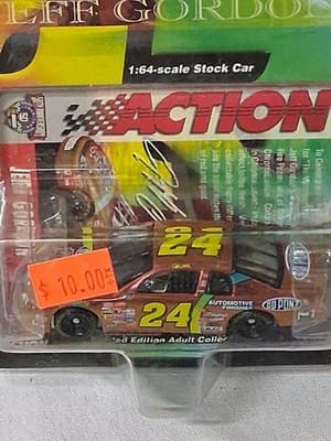 Jeff Gordon Limited Edition 🔥CHROMALUSION🔥1:64 scale - Thumbnail 2