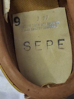 Vintage Handmade Hard Sole Slipper moccasin Size 9 GREAT CONDITION With Box - Thumbnail 4