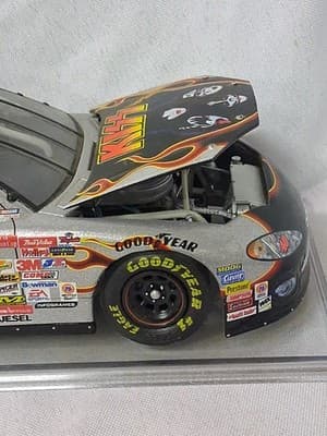 KISS Sterling Marlin #40 Coors Light 1/24 Action Stock Car - Thumbnail 2