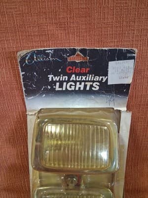 1986 Allison Clear Twin Auxiliary Lights New Old Stock Brand New In Package! - Thumbnail 2