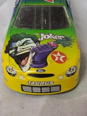 Hasbro 1999 Nascar Kenny Irwin #28 Joker Diecast Ford Taurus Car 1:24 - Thumbnail 6