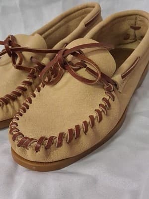 Vintage Handmade Hard Sole Slipper moccasin Size 7 GREAT CONDITION With Box - Thumbnail 2