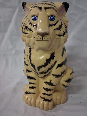 Ringling Brothers Barnum and Bailey Greatest Show on Earth White Tiger Mug Cup - Thumbnail 2