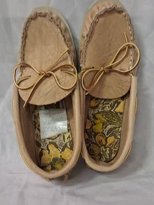 Vintage Handmade Hard Sole Slipper moccasin Size 8.5 GREAT CONDITION With Box - Thumbnail 4