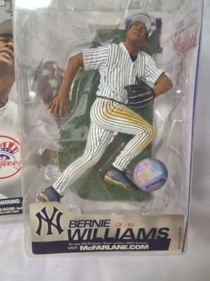 Bernie Williams McFarlane Figure Pinstripes Variant Series 7 New York Yankees ⚾️ - Thumbnail 3