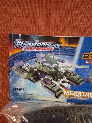 Built to Rule Hasbro Transformers Armada Megatron Building Set As Is - Thumbnail 2