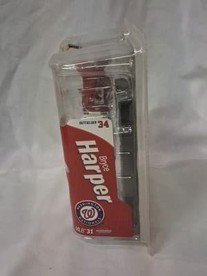 McFarlane Toys MLB 31 BRYCE HARPER Washington Nationals Figure Red Jersey - Thumbnail 4