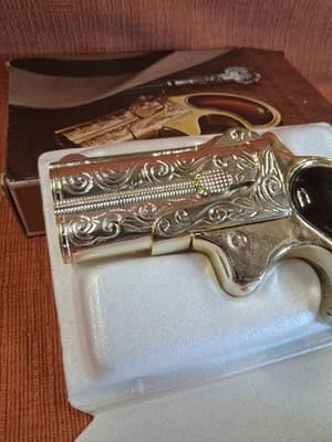 AVON DERRINGER DECANTER Deep Woods Cologne Empty In Box Double Barrel Pistol - Thumbnail 9