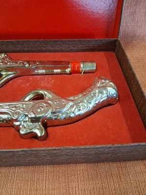 Vintage Avon Pistol Colognes Twenty Paces Dueling Pistol Colognes 1967 - Thumbnail 14