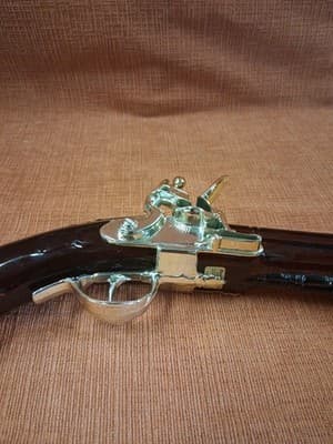 AVON Blunderbuss Pistol 1780 Wild Country After Shave Bottle Only - Thumbnail 4