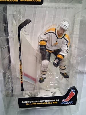 2000 McFarlane Toys NHLPA Series 2 #68 Jaromir Jagr Sealed MOC - Thumbnail 2