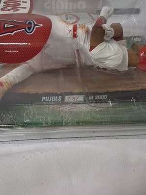 McFarlane MLB 30 - ALBERT PUJOS - Anaheim Angels - Collector #787/2000 - Thumbnail 7