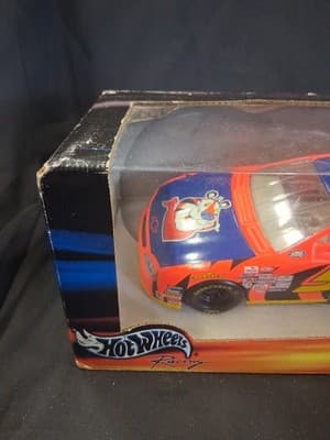 Nascar Hot Wheels Racing - 1:24 Scale Model Stock Car - #5 Kellogg's - 2001 - Thumbnail 2