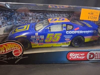 Kenny Wallace #55 Square D 2000 1/24 Hot Wheels Race Day Deluxe - Thumbnail 5