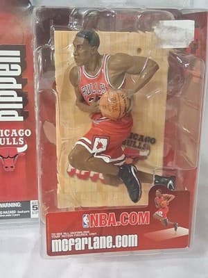 MCFARLANE SCOTTIE PIPPEN CHICAGO BULLS SERIES 6 NEW IN BOX FINAL GAME - Thumbnail 2