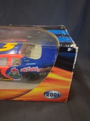 Nascar Hot Wheels Racing - 1:24 Scale Model Stock Car - #5 Kellogg's - 2001 - Thumbnail 4