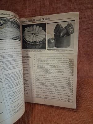 1940's FERRY-MORSE SEED CO. HOME GARDEN GUIDE Vtg - Thumbnail 7