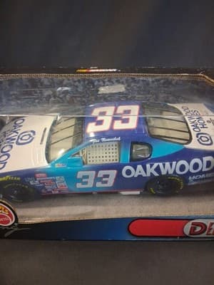 #33 NASCAR 1:24 Die Cast Oakwood Homes, 2000 Chevy Monte Carlo See Pic - Thumbnail 3