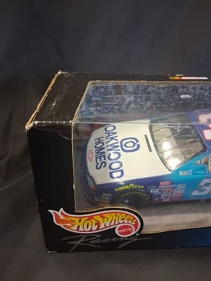 #33 NASCAR 1:24 Die Cast Oakwood Homes, 2000 Chevy Monte Carlo See Pic - Thumbnail 2