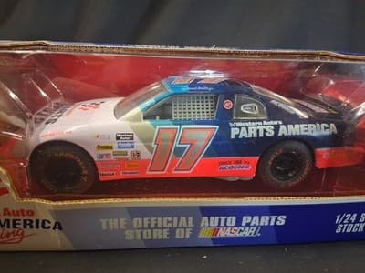 VTG 1996 Western auto Parts America racing Nascar 1/24 scale diecast stock Car - Thumbnail 4