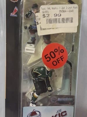 Joe Sakic & Mike Modano McFarlane NHL 2003 3" Hockey Figures 2-Pack - Thumbnail 2
