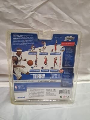 NBA McFarlane Series 13 JASON TERRY Dallas Mavericks THROWBACK CHASE VARIANT HTF - Thumbnail 3