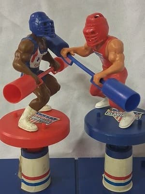 Vintage 1991 Mattel American Gladiators 4" Action Figures & Playset Joust - Thumbnail 2