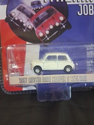 1967 Austin Mini Cooper S 1275 MKI "The Italian Job" 1:64 Car -Greenlight White - Thumbnail 2