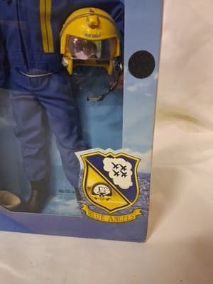 GI Joe Classic Collection U.S. Navy Blue Angel Black 1998 Limited Edition - Thumbnail 10