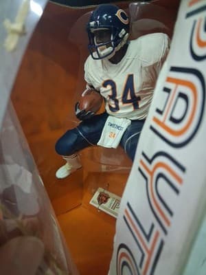 Walter Payton 12" Inch Figure McFarlane NFL SportsPicks Chicago Bears Dmg On Box - Thumbnail 8