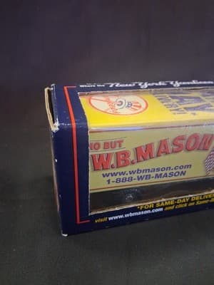 NY YANKEES LIMITED ED. W.B. WB MASON COLLECTIBLE DELIVERY SUPPLY TRUCK SGA 2010! - Thumbnail 2
