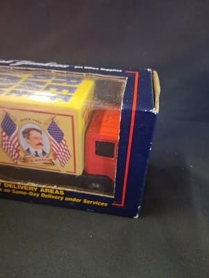 NY YANKEES LIMITED ED. W.B. WB MASON COLLECTIBLE DELIVERY SUPPLY TRUCK SGA 2010! - Thumbnail 4