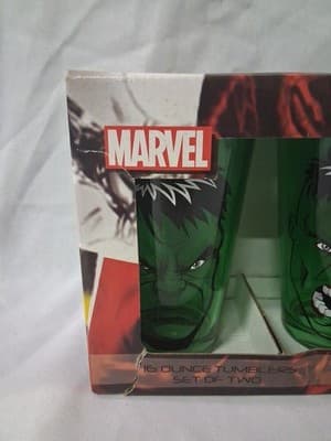 Marvel Comics 2011 HULK Set Of (2) 16 oz. Pint Glass Tumblers NEW - Thumbnail 2
