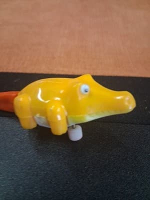 Vintage Hong Kong Wind-Up Swimming Toy - As Is Seen - 1980s Bath Toy Rare! Gator - Thumbnail 2