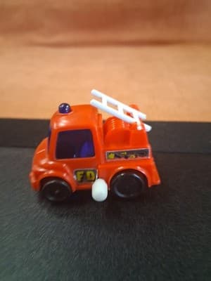 Wind Up Fire Truck Limited FD Red Plastic Toy 1980s As Is - Thumbnail 3