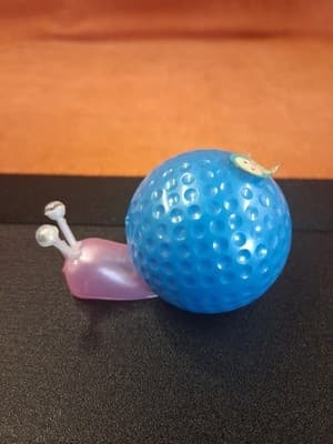 Cute Blue Snail Vintage Wind-Up Plastic Toy Made In Japan 1980s - Thumbnail 4