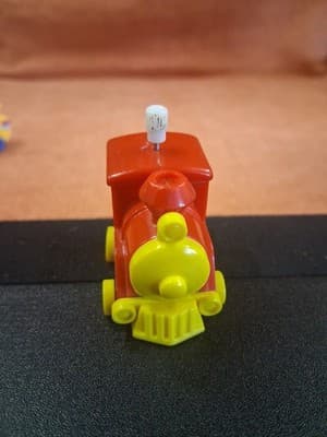 Hello Kitty Train Wind-Up Toy Sanrio Retro Vintage As Is - Thumbnail 2