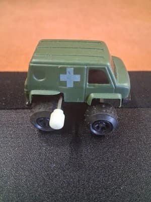 Vintage Green Military Van Truck Wind-Up Plastic Toy Made In Japan 1980s As Is - Thumbnail 2