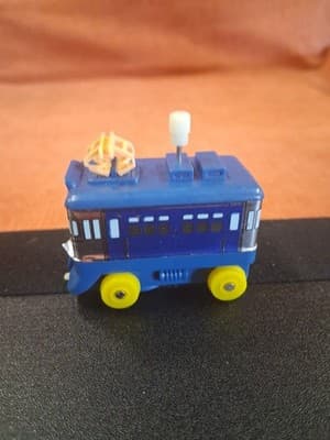 Vintage Train Car Wind-Up Plastic Toy Made In Japan 1980s - Thumbnail 2