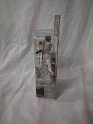 MCFARLANE JOSE ABREU ROOKIE OF YEAR DEBUT CHICAGO WHITE SOX PINSTRIPE HOME FIG - Thumbnail 3