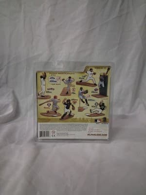 ALFONSO SORIANO 2003 MCFARLANE MLB ACTION FIGURE SERIES 5 NEW YORK YANKEES NIB - Thumbnail 4