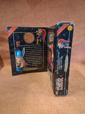 1998 ToyBiz Marvel Famous Covers The Mighty Thor Action Figure NEW - Thumbnail 8